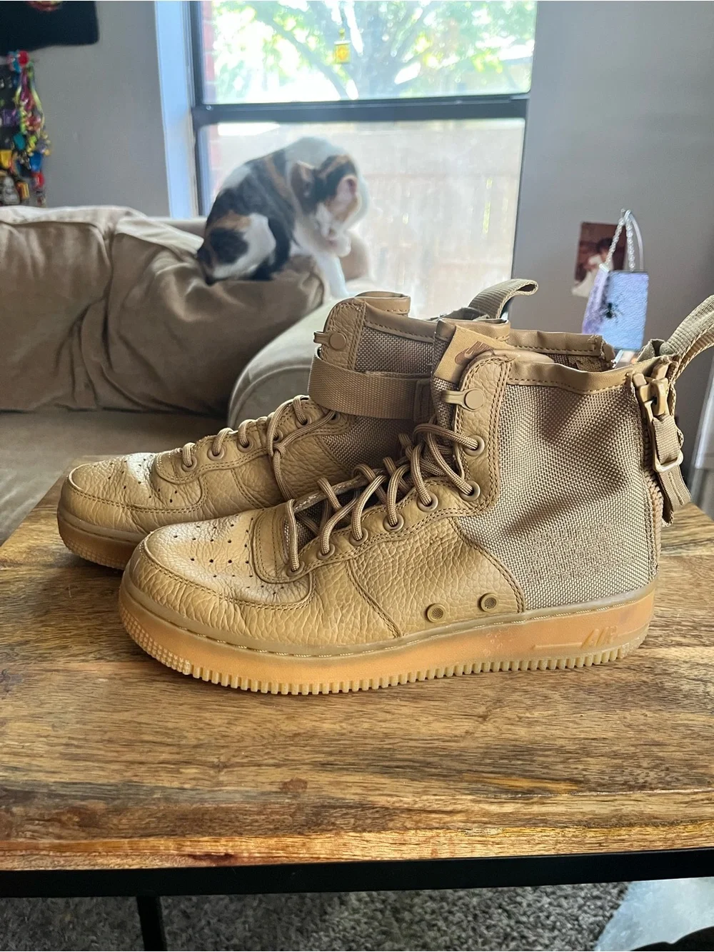 Nike Men's Tan High-Top Tactical Boots